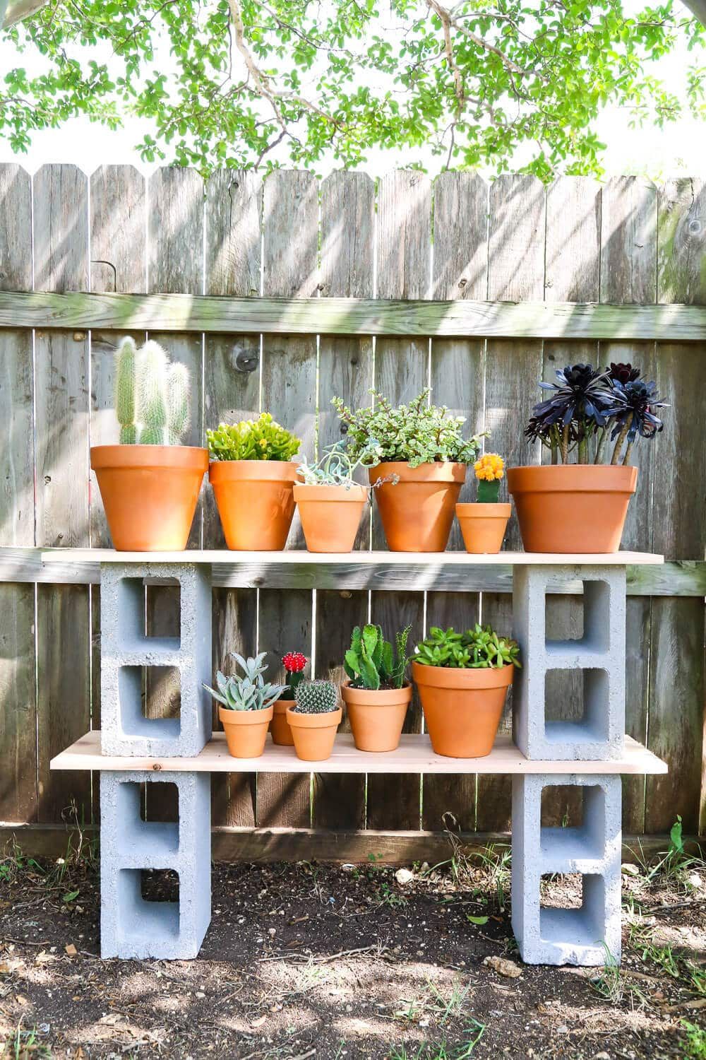 15 Easy Diy Outdoor Plant Stands You Should Craft Before Spring Arrives Within Patio Flowerpot Stands (View 13 of 15)