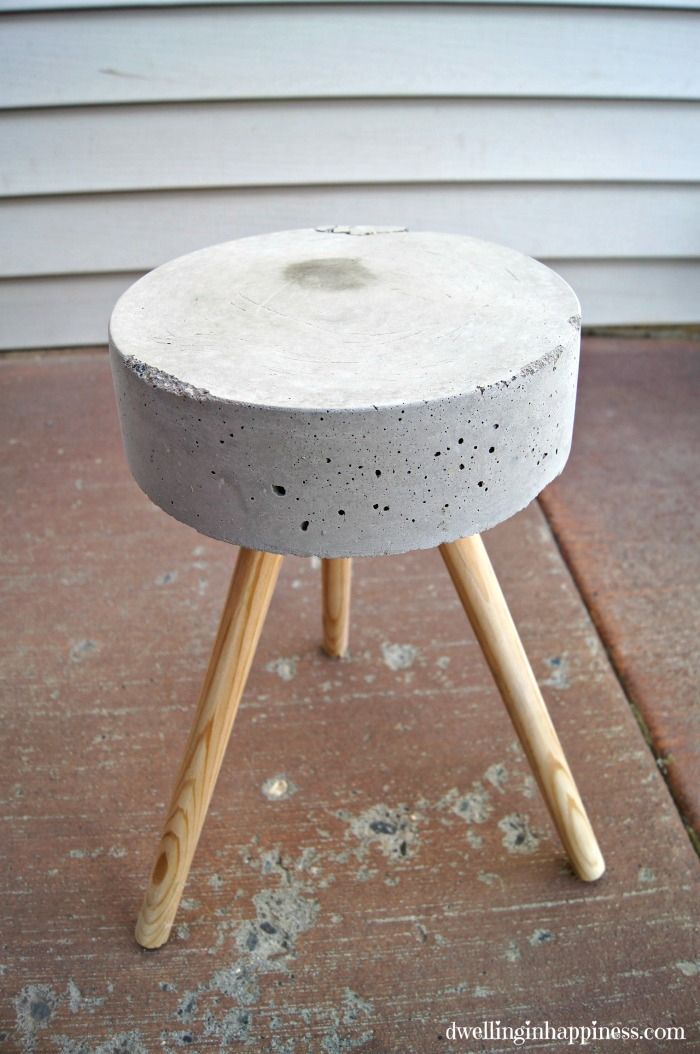 $5 Diy Concrete Plant Stand – Dwelling In Happiness Throughout Cement Plant Stands (View 7 of 15)
