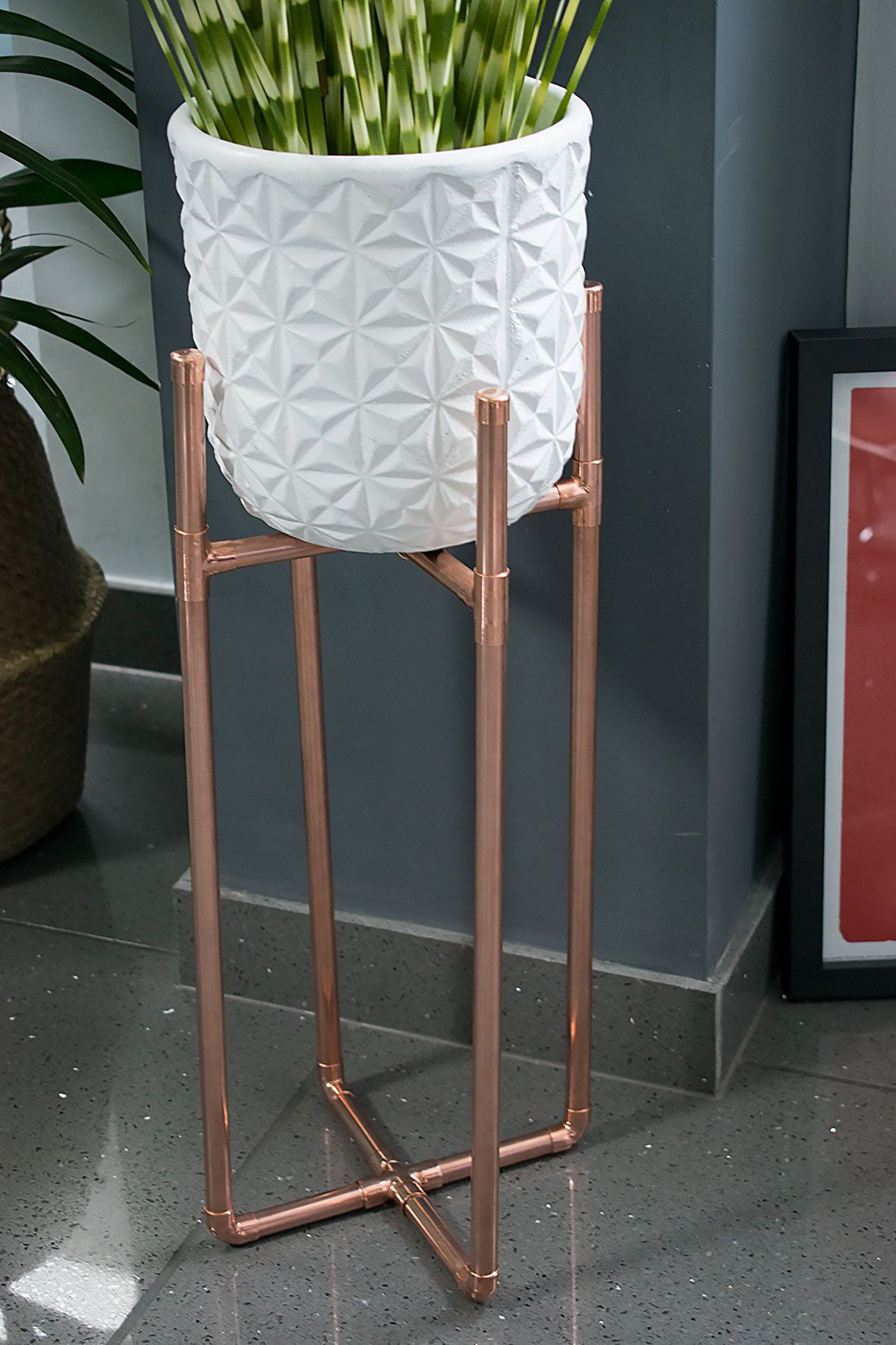 How To Make A Diy Copper Plant Stand – Caradise With Regard To Copper Plant Stands (View 2 of 15)