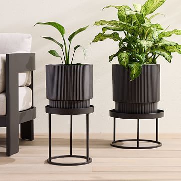 Streamline Metal Plant Stands | Plant Stands Outdoor, Metal Plant Stand, Plant  Stand For 14 Inch Plant Stands (View 4 of 15)