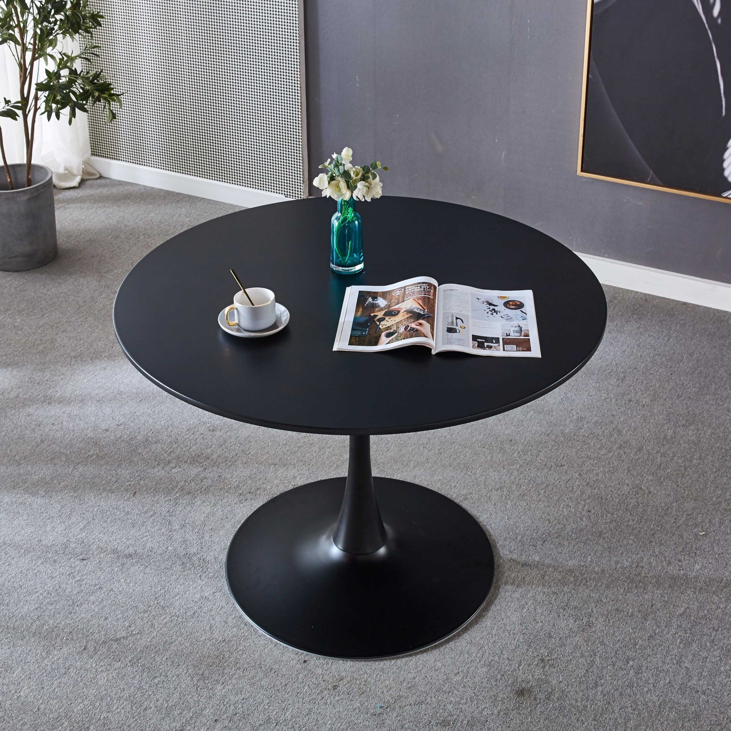 Featured Photo of 15 Best Coffee Tables for 4-6 People