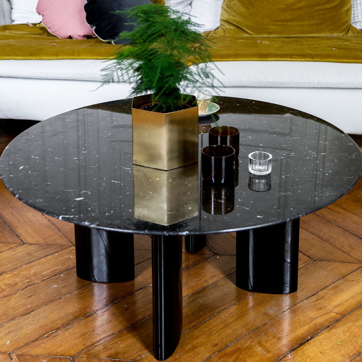 Carlotta Round Coffee Table, Black Marble Top And Black Legs Inside Full Black Round Coffee Tables (Photo 2 of 15)