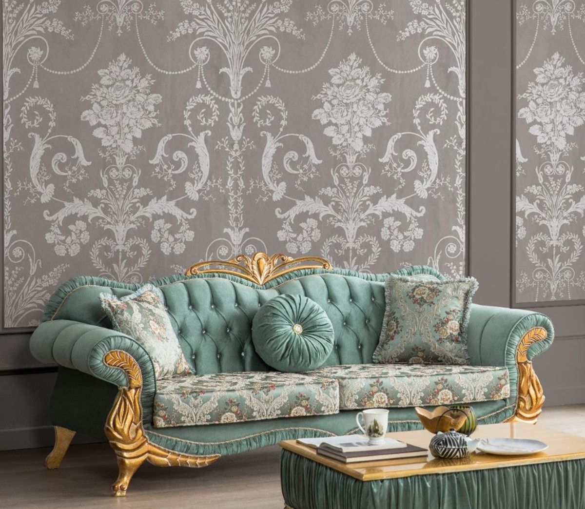 Casa Padrino Luxury Baroque Living Room Set Green / Gold – 2 Sofas With  Pattern & 2 Armchairs With Pattern & 1 Coffee Table – Living Room Furniture  In Baroque Style – Noble & Magnificent | Casa Padrino With Regard To Sofas In Pattern (Photo 8 of 15)