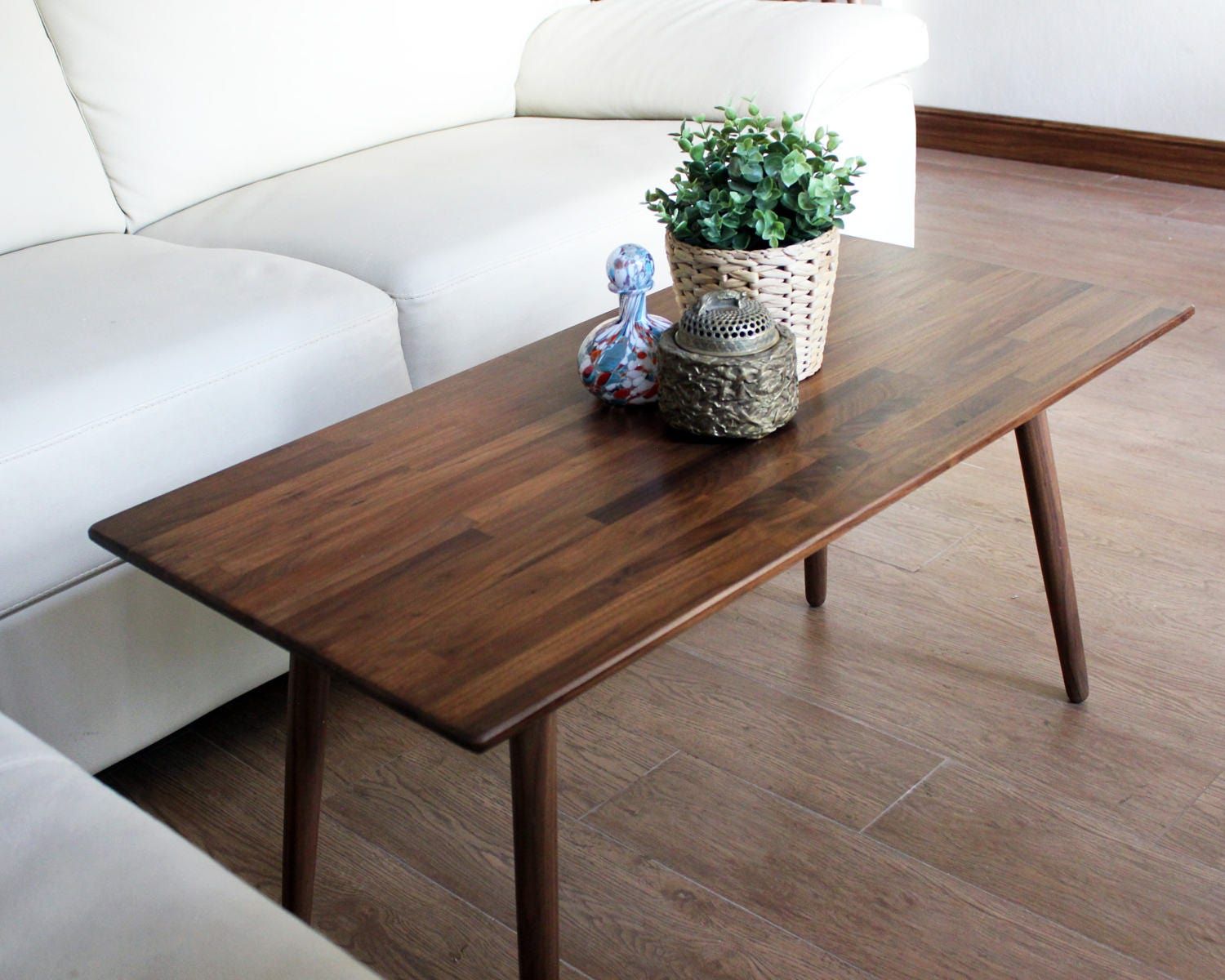 Featured Photo of 2024 Popular Mid Century Modern Coffee Tables