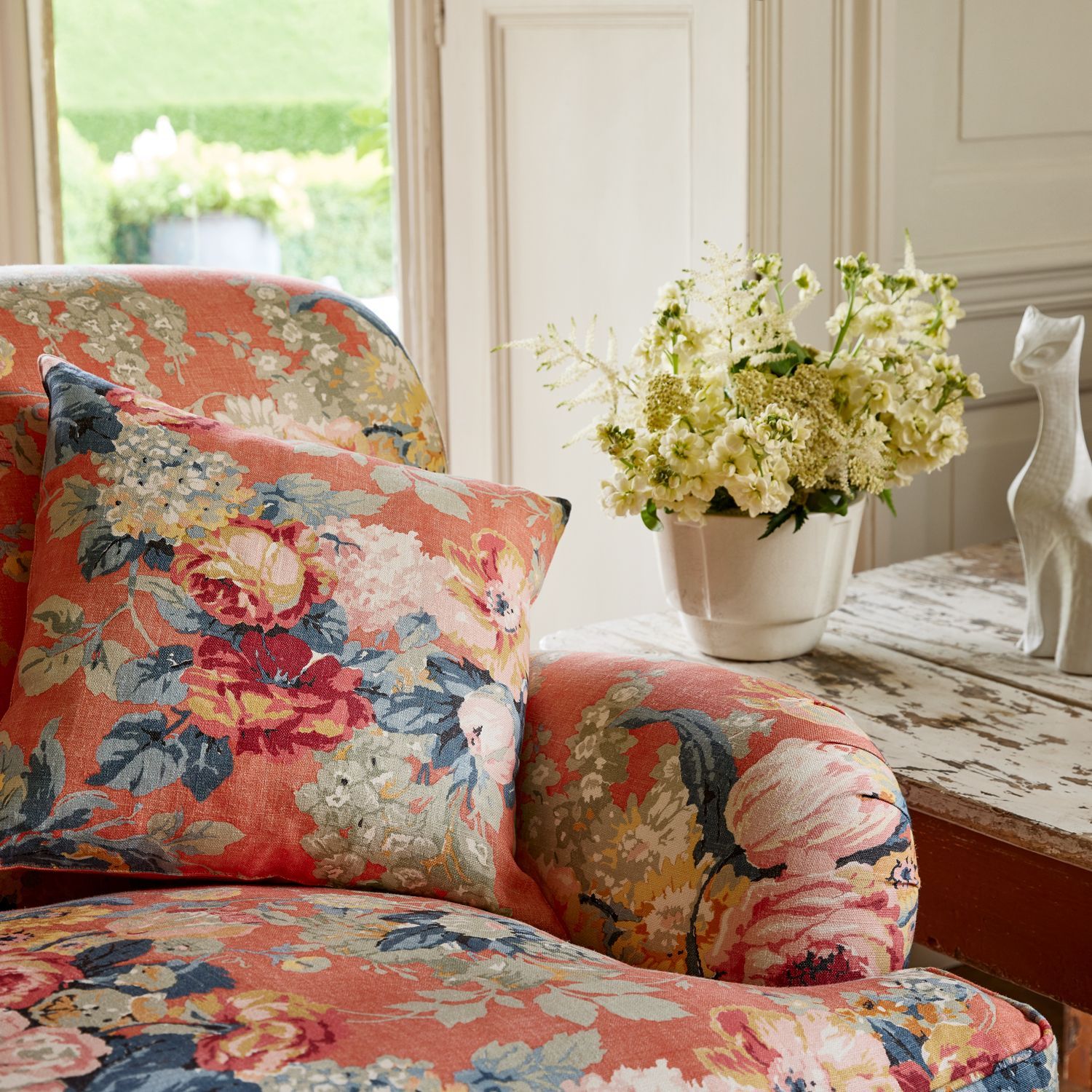 Why You Should Consider Choosing A Bold Patterned Fabric Sofa For Sofas In Pattern (Photo 1 of 15)