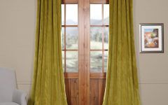 20 Collection of Heritage Plush Velvet Curtains